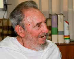 Visitó Fidel el Centro de Investigaciones de la Economía Mundial