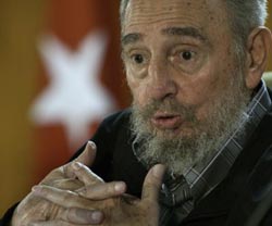 Conversa Fidel Castro con destacado intelectual brasileño